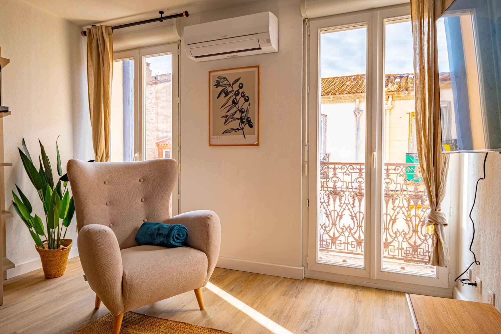Les Suites Du Palais Des Expositions Perpignan Bagian luar foto